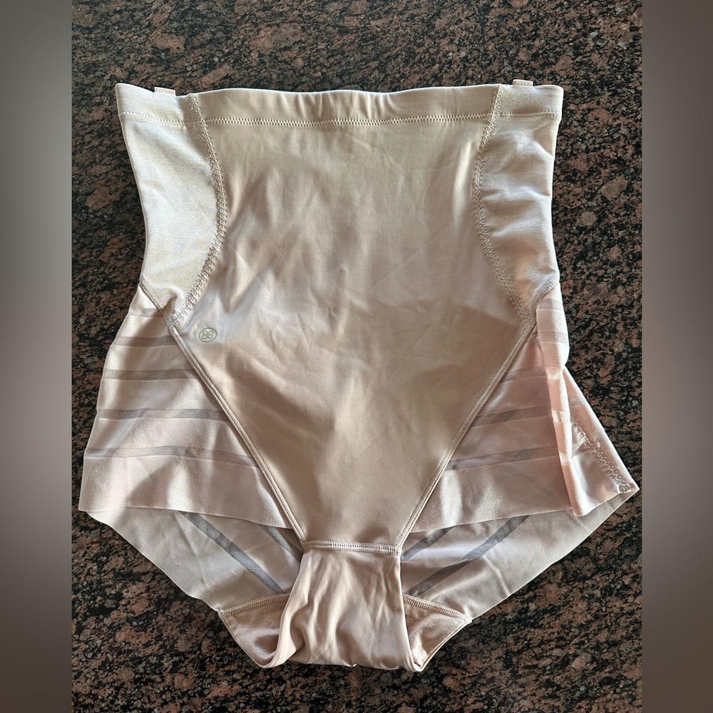 Honeylove SuperPower Briefs Sz L NWOT - Picture 4 of 9